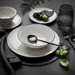 Schale Eckig 50ml DIM SUM In Schwarz-Weiß -Küchenzubehör butlers schale eckig 50ml dim sum in schwarz weiss 6