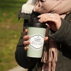 Coffee To Go Becher Sorry In Türkis - 400 Ml -Küchenzubehör geda labels coffee to go becher sorry in turkis 400 ml 1