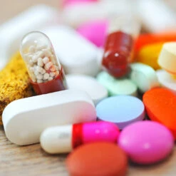 5x Pillendose In Weiß/ Rot -Küchenzubehör relaxdays 5x pillendose in weiss rot 5